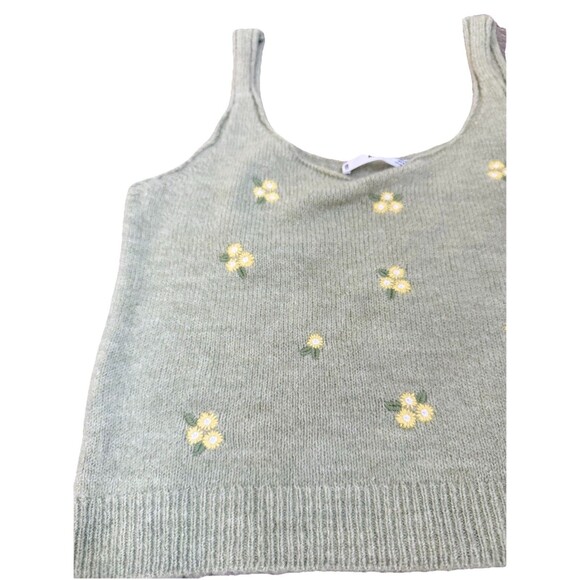 MNG Cropped Green Knit Embroidered Flower Sleeveless Top Tank Medium - Picture 2 of 6